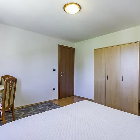 Apartman Guido *