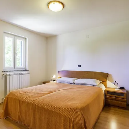 Guido Apartment
